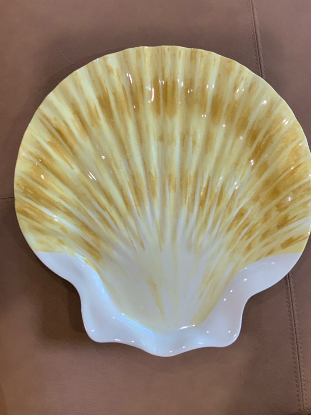 Vintage 15" x 15" Melamine Yellow & Brown Seashell Serving Platter Unbranded